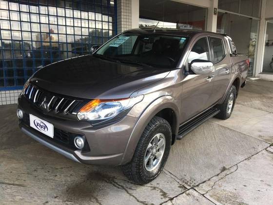 MITSUBISHI L200 TRITON 2.4 16V TURBO DIESEL SPORT HPE CD 4P 4X4 AUTOMÁTICO